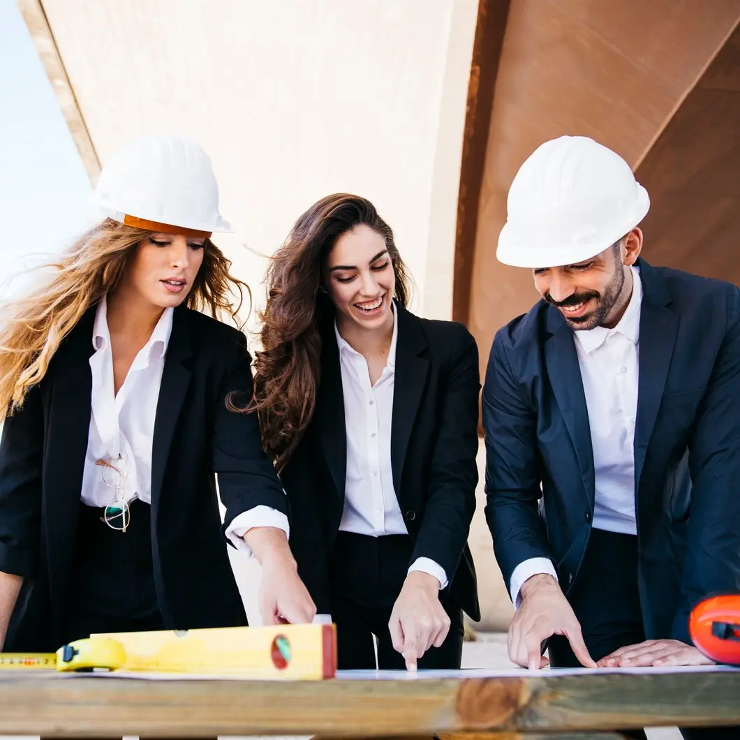 Trabalhadores da construção em uma obra